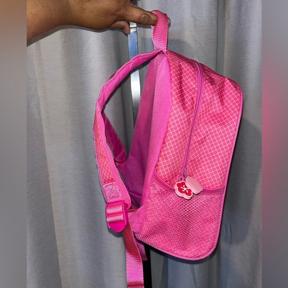 Pink Sanrio Hello Kitty from 2018 - Picture 6 of 9